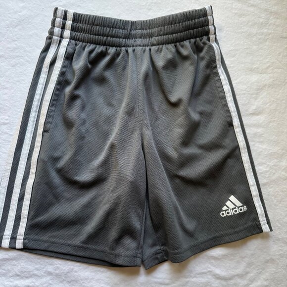 Adidas Boys Classic Three-Stripe Gray Athletic Shorts size S (8) - Picture 2 of 8